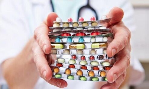 Traditionell Methoden fir d'Behandlung vu Prostatitis ginn ergänzt andeems Dir Medikamenter huelen